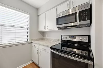 5711 Sugar Hill Drive #24, Houston, TX 77057 - Photo 14