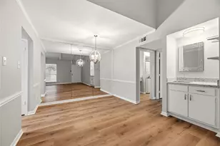 5711 Sugar Hill Dr, Houston, TX 77057 - Photo 10
