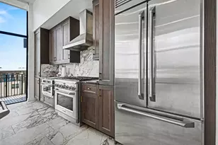 4820 Caroline St, Houston, TX 77004 - Photo 6