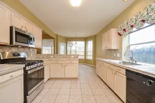 12811 Candace Ct, Missouri City, TX 77489 - Photo 8