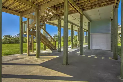 1745 Catfish Lane, Crystal Beach, TX 77650 - Photo 4