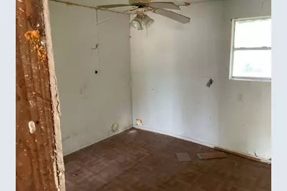 1208 W 10th Street #1212, Freeport, TX 77541 - Photo 8