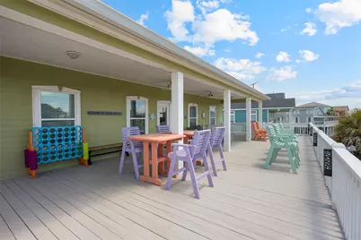 956 Biscayne, Crystal Beach, TX 77650 - Photo 6