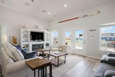 956 Biscayne, Crystal Beach, TX 77650 - Photo 10