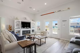 956 Biscayne, Crystal Beach, TX 77650 - Photo 10