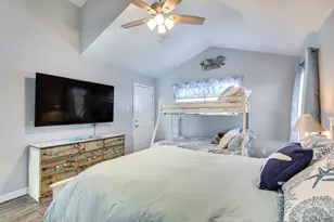 4224 Fort Bend Dr, Galveston, TX 77554 - Photo 26