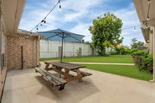 740 Post St, Houston, TX 77022 - Photo 26