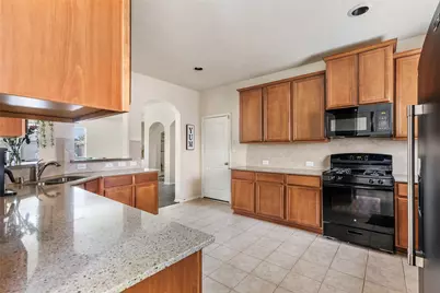 13602 Kodiak Brown Bear Street, Crosby, TX 77532 - Photo 16