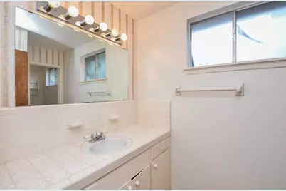 8218 Hazen Street, Houston, TX 77036 - Photo 22