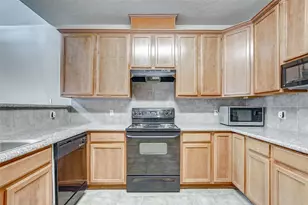 3742 E Ashford Villa Ln, Houston, TX 77082 - Photo 18