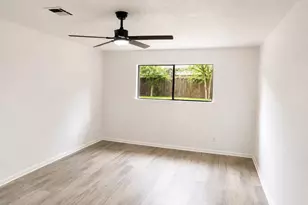 10710 Sandy Shoals Dr, Houston, TX 77071 - Photo 16
