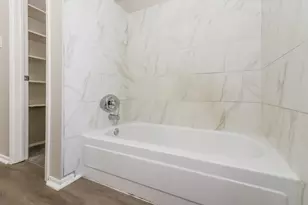 3446 Hombly Rd, Houston, TX 77066 - Photo 12