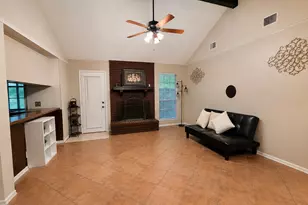 9115 Jennifer St, Beaumont, TX 77707 - Photo 2