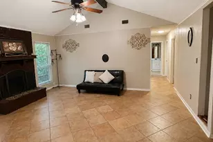 9115 Jennifer St, Beaumont, TX 77707 - Photo 4