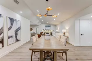 9219 Timberside Dr, Houston, TX 77025 - Photo 8