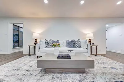 9219 Timberside Drive, Houston, TX 77025 - Photo 16