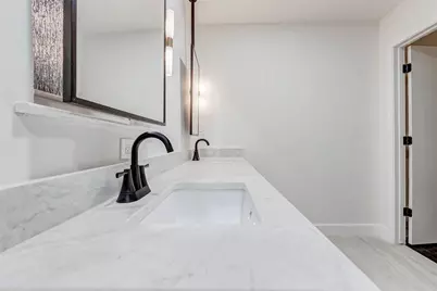 9219 Timberside Drive, Houston, TX 77025 - Photo 36