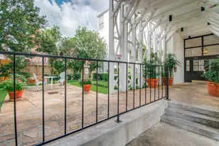 2333 Bering Dr, Houston, TX 77057 - Photo 10