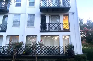 2333 Bering Dr, Houston, TX 77057 - Photo 2