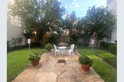 2333 Bering Drive #116, Houston, TX 77057 - Photo 4