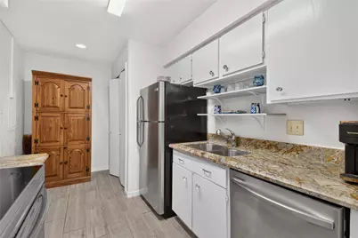 2333 Bering Drive #116, Houston, TX 77057 - Photo 8