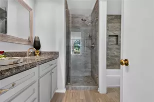 2333 Bering Dr, Houston, TX 77057 - Photo 22