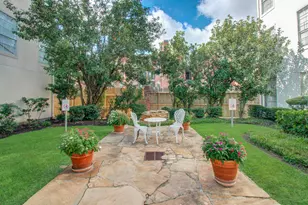 2333 Bering Dr, Houston, TX 77057 - Photo 32