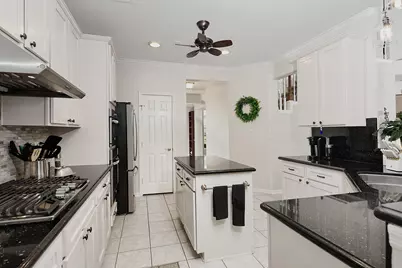62 N Linton Ridge Cir, The Woodlands, TX 77382 - Photo 14