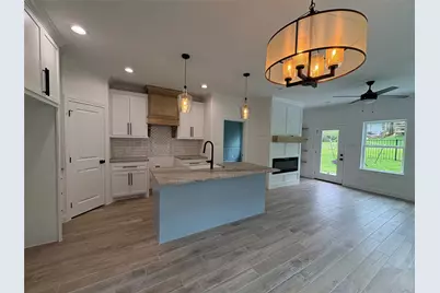 110 Cove Place Court, Conroe, TX 77356 - Photo 4