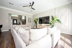 13606 Champions Centre Dr, Houston, TX 77069 - Photo 10