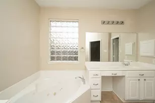 14410 Floret Estates Ln, Cypress, TX 77429 - Photo 18