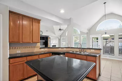 3314 Crimson Maple Court, Houston, TX 77345 - Photo 14