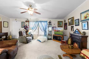 113 Preston Ave, Livingston, TX 77351 - Photo 2