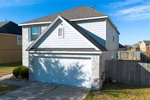 2314 Zephyr Ln, Rosenberg, TX 77471 - Photo 2