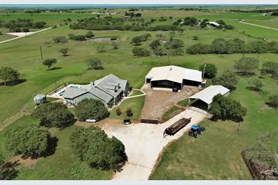 1940 County Road 335, Shiner, TX 77984 - Photo 26