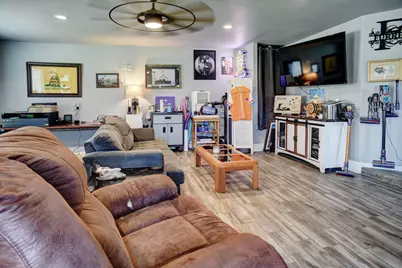 1940 County Road 335, Shiner, TX 77984 - Photo 18