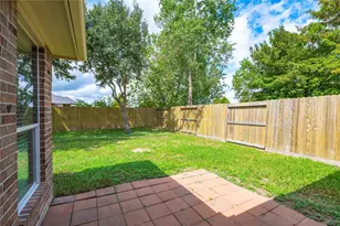 4337 Country Club Dr, Dickinson, TX 77539 - Photo 32