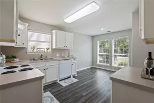 4337 Country Club Dr, Dickinson, TX 77539 - Photo 16