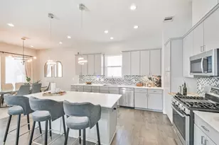 8411 Hempstead Rd, Houston, TX 77008 - Photo 18