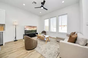 3907 Maggie St, Houston, TX 77051 - Photo 6