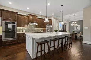 75 W Sawyer Ridge Dr, The Woodlands, TX 77389 - Photo 12