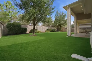 75 W Sawyer Ridge Dr, The Woodlands, TX 77389 - Photo 46