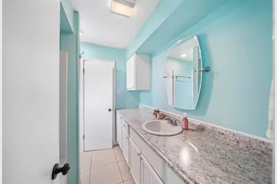 7714 Pecanwood Street, Hitchcock, TX 77563 - Photo 18