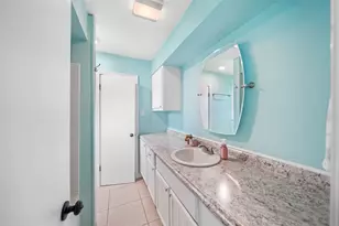 7714 Pecanwood St, Hitchcock, TX 77563 - Photo 18