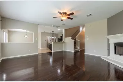 2535 Flycatcher Cove Drive, League City, TX 77573 - Photo 2