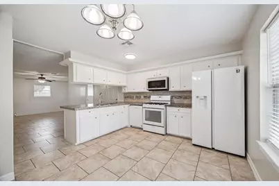 23103 Berry Pine Drive, Spring, TX 77373 - Photo 6