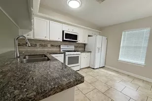 23103 Berry Pine Dr, Spring, TX 77373 - Photo 8