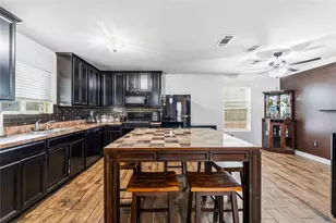 10114 Orchid Spring Ln, Houston, TX 77044 - Photo 8