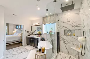 4415 Rolling Field Ln, Sugar Land, TX 77479 - Photo 18