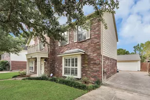 7807 Leaf Point Ct, Houston, TX 77095 - Photo 4